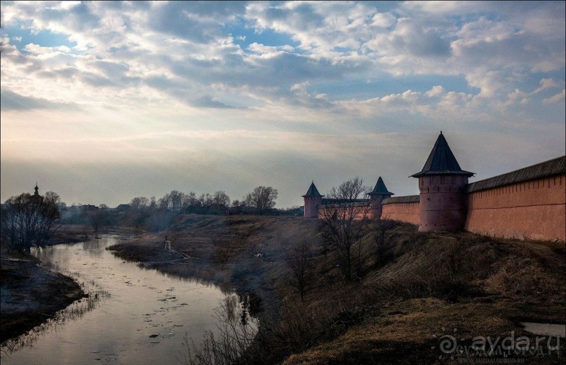 На автомобиле по Золотому кольцу. Суздаль.