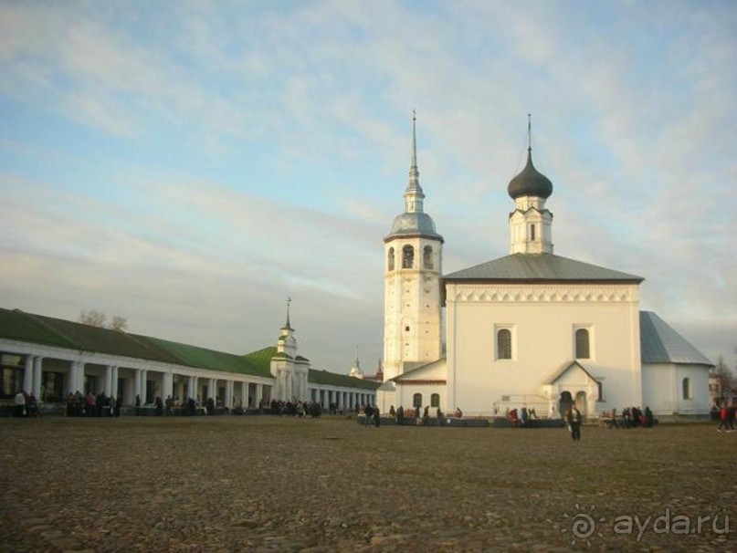 На автомобиле по Золотому кольцу. Суздаль.