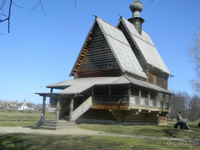 На автомобиле по Золотому кольцу. Суздаль.