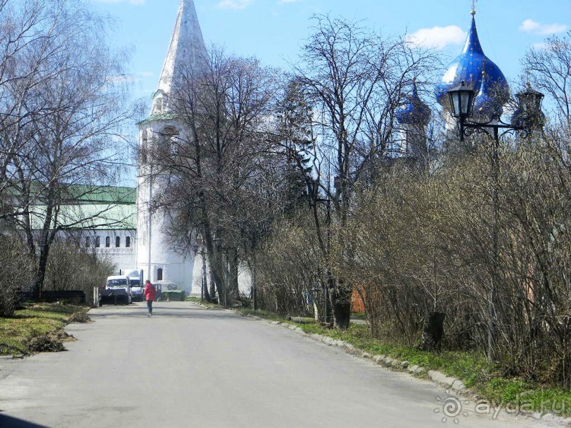 На автомобиле по Золотому кольцу. Суздаль.