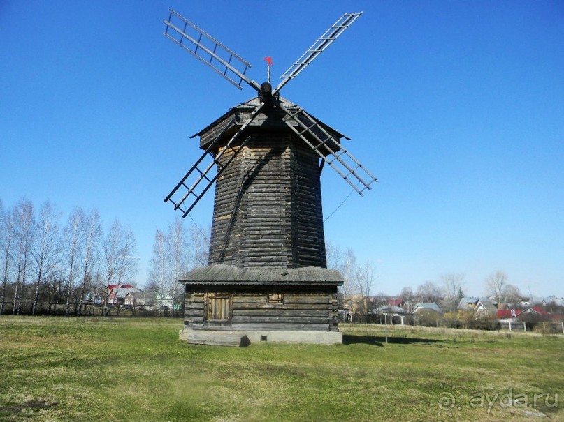 На автомобиле по Золотому кольцу. Суздаль.