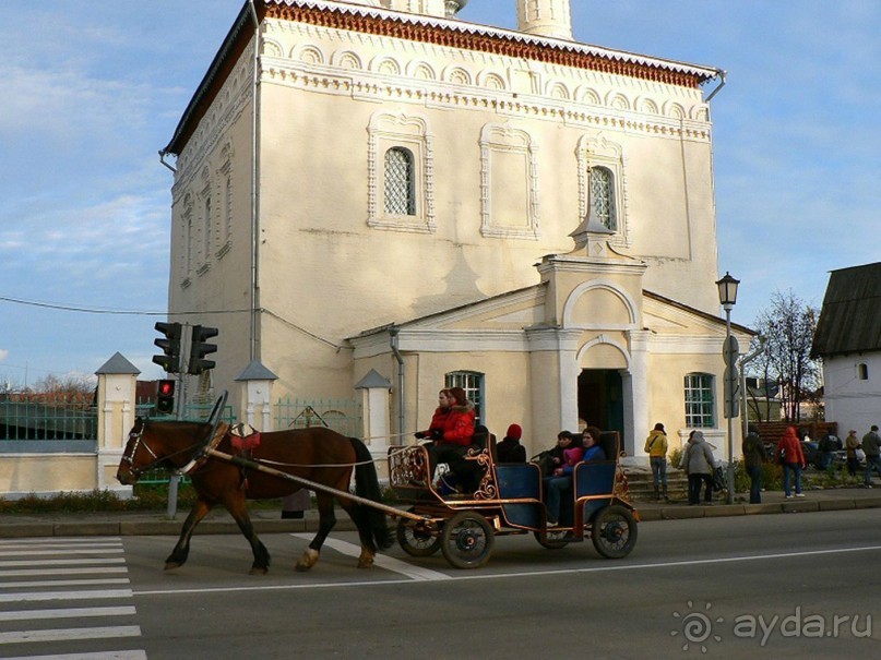 На автомобиле по Золотому кольцу. Суздаль.