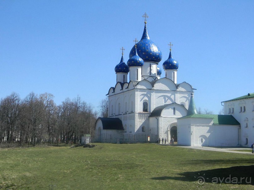 На автомобиле по Золотому кольцу. Суздаль.