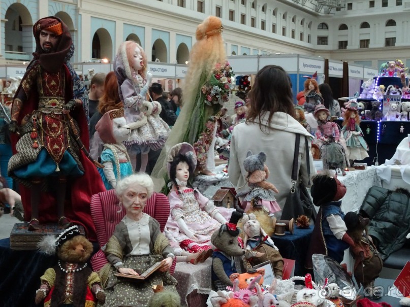 Кукольный рай в Гостином дворе.  Фотогалерея.