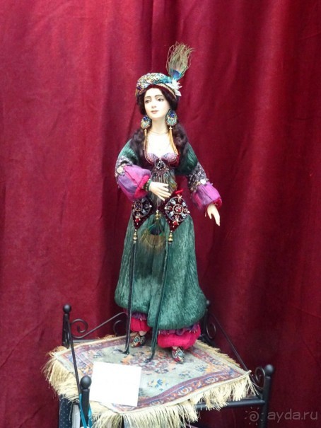 Кукольный рай в Гостином дворе.  Фотогалерея.