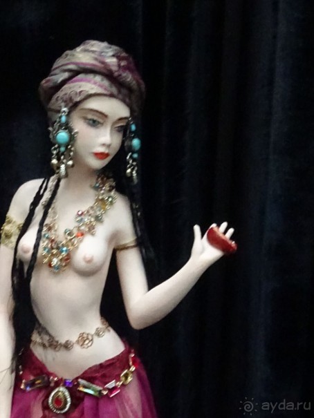 Кукольный рай в Гостином дворе.  Фотогалерея.