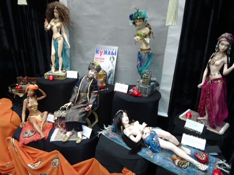 Кукольный рай в Гостином дворе.  Фотогалерея.