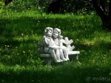 Адрес: Фрунзенская набережная, сквер за станцией метро 
Метро: Фрунзенская   
                Скульптура находится за оградой и подступиться к ней невозможно.
