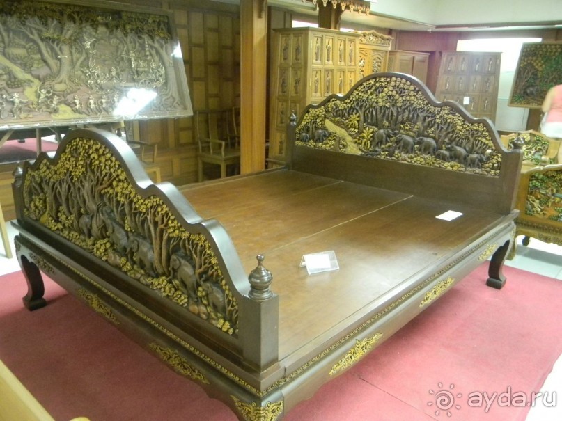 Фабрика тикового дерева.