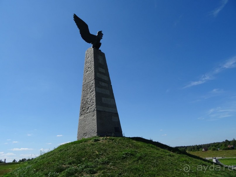 "Не даром помнит вся Россия про день Бородина"....