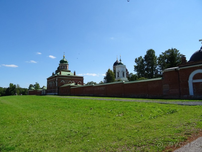 "Не даром помнит вся Россия про день Бородина"....