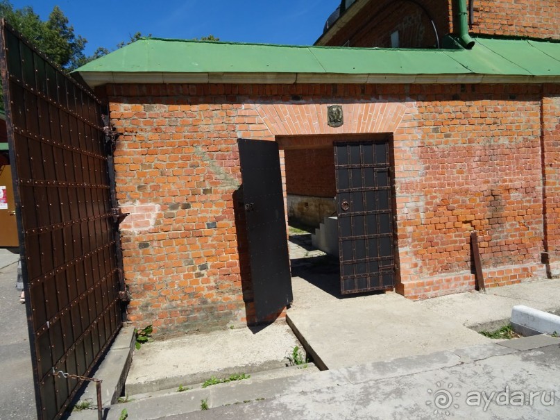 "Не даром помнит вся Россия про день Бородина"....