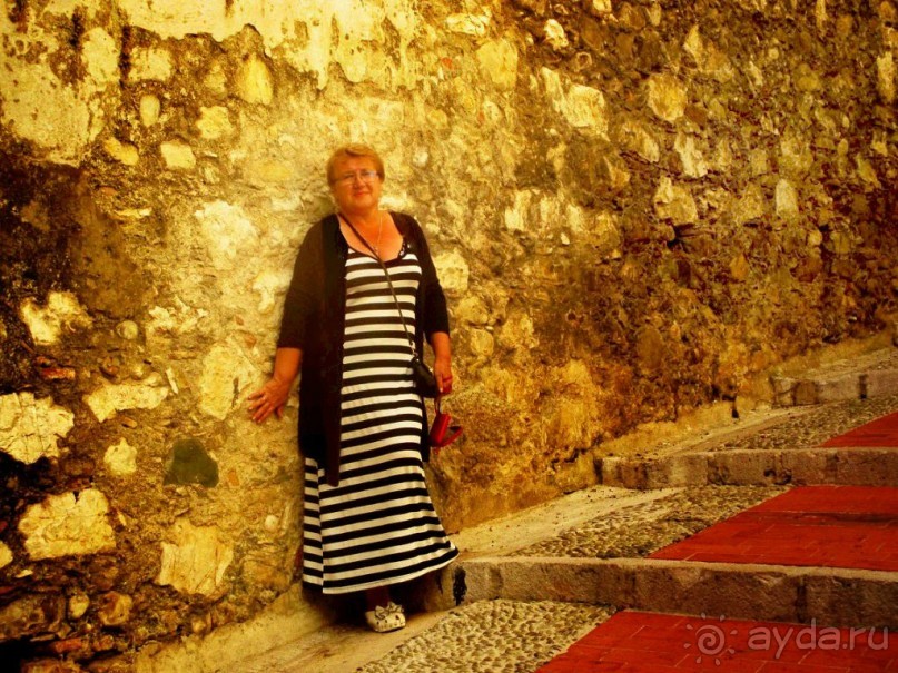 Жемчужина Лазурного берега - средневековая деревня Эз.