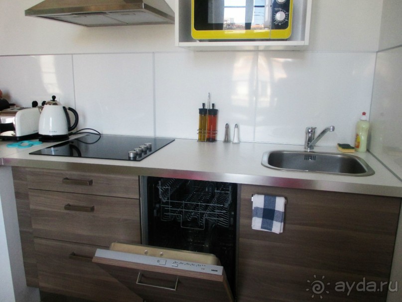 Отличный отель в центре Марселя.