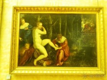 Сегодня Лувр - это более 350 тысяч произведений искусства