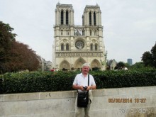 Собор Парижской Богоматери — географическое и духовное «сердце» Парижа, расположен в восточной части острова Сите. Одно из самых очаровательных произведений архитектуры было спроектировано еще в далеком XII веке.