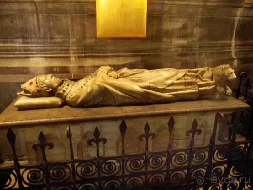 Нотр-дам-де-Пари.