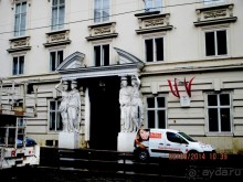 В настоящее время Хофбург — официальная резиденция президента Австрии.