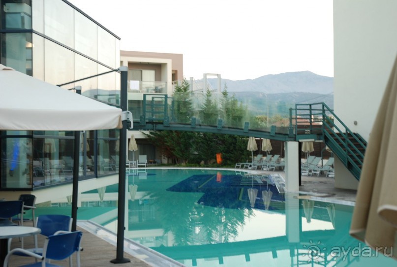 кусочек бассейна