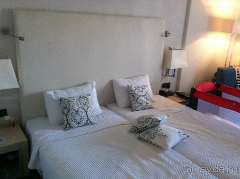 в живую гораздо красивее номер) 