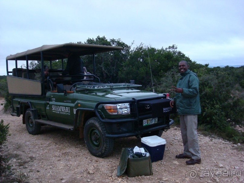 рэйнджер Луканьо готовит пикник