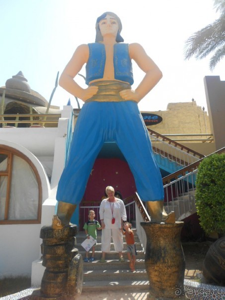 Без фанатизма и блеска, все скромно