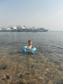 Без фанатизма и блеска, все скромно