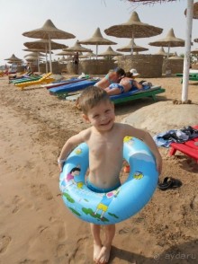 Без фанатизма и блеска, все скромно