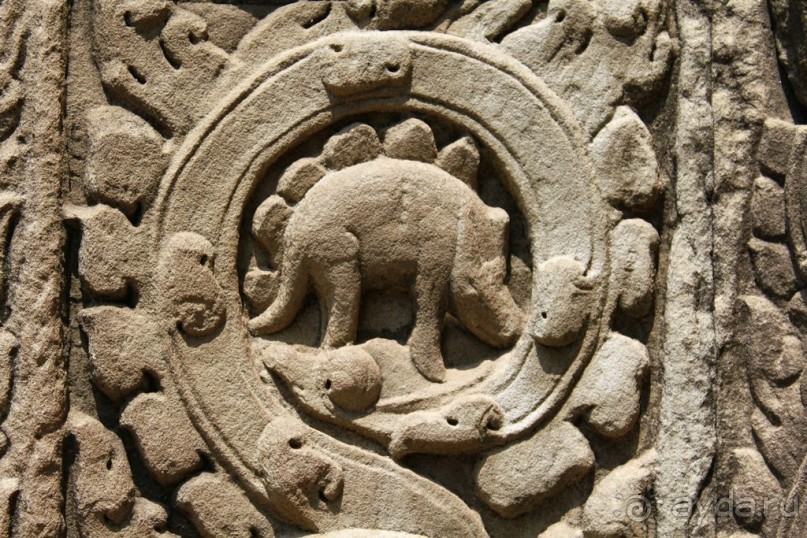 В Камбоджу в одиночку.