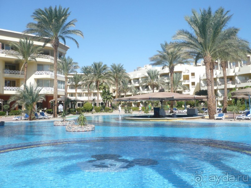 Снаружи отель выглядит хорошо, но а что внутри это просто ужас!!!