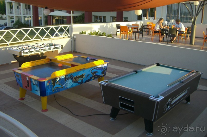 Что то в нём есть! Но чего то не хватает!)))