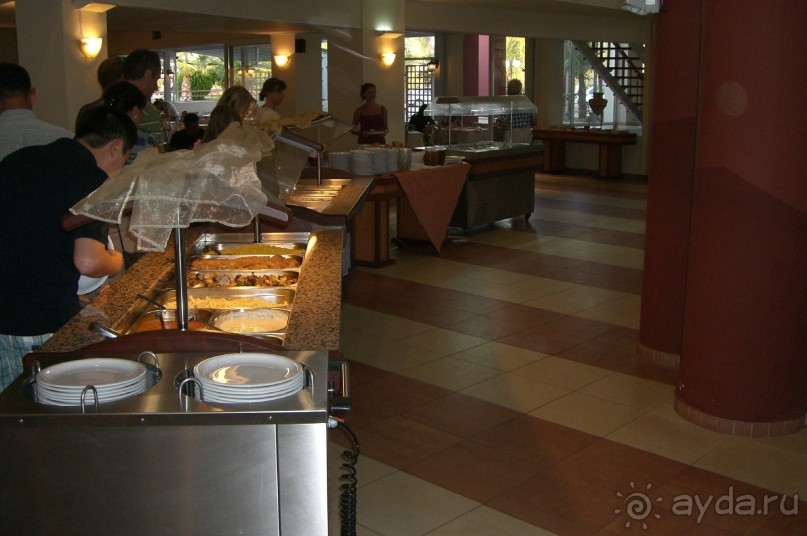 Что то в нём есть! Но чего то не хватает!)))