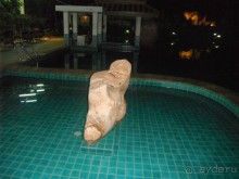 Очень протеворечивые впечатления...