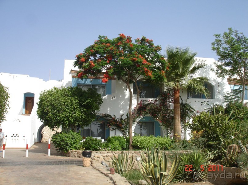 Чудесный "город-отель" на берегу залива Корал-бей