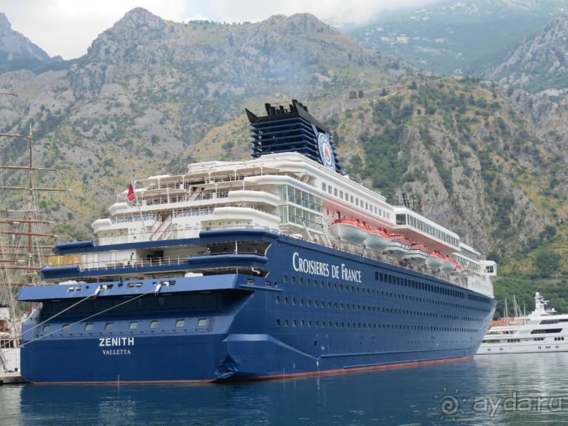 жемчужины Бока-Которского залива в Черногории 