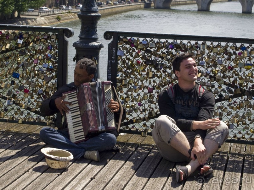 Пристанище поэтов и художников...