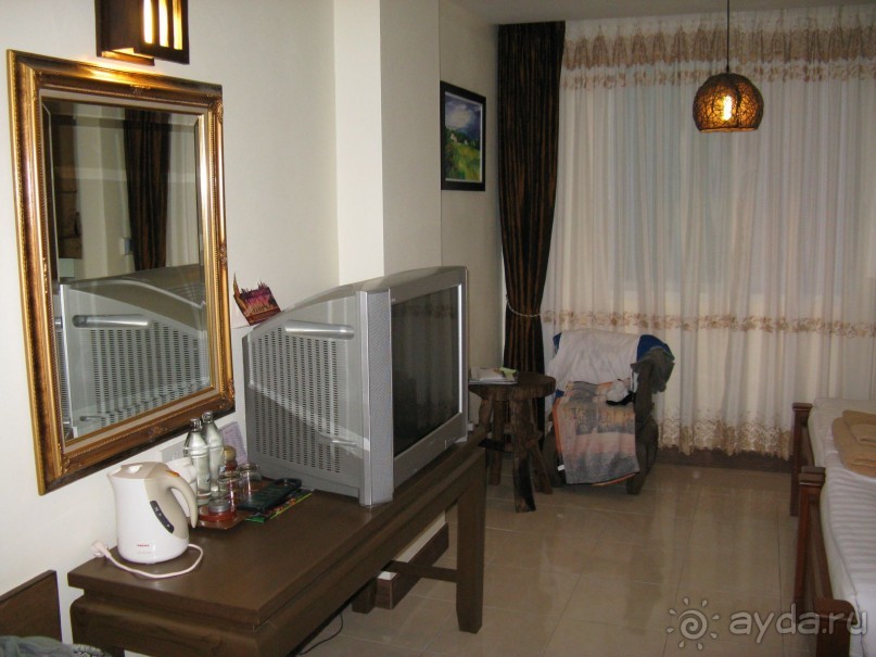 фото Aiyaree Place Hotel