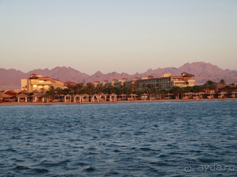 Хороший отель, но моря НЕТ !