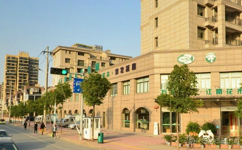 ЦЗИНЬХУА-город в субтропиках