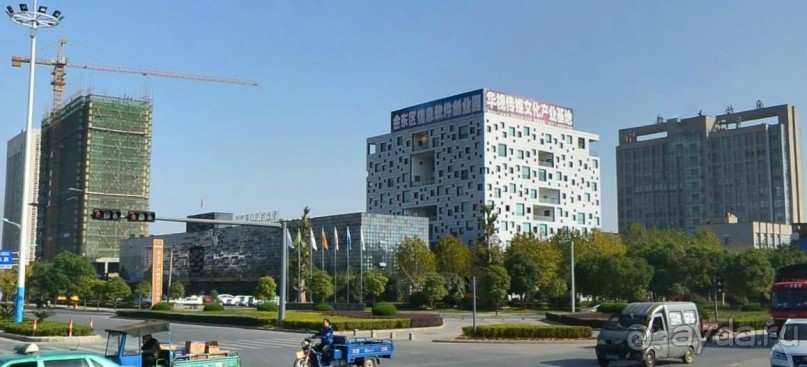 ЦЗИНЬХУА-город в субтропиках