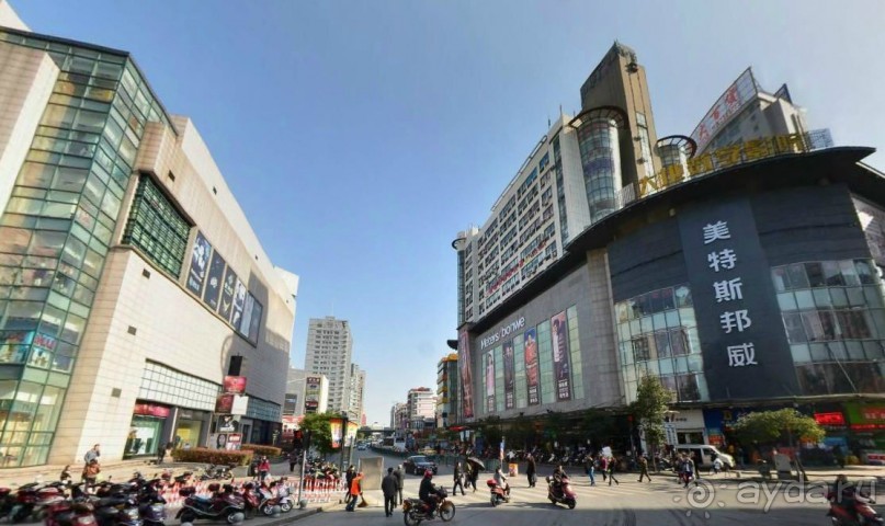 ЦЗИНЬХУА-город в субтропиках