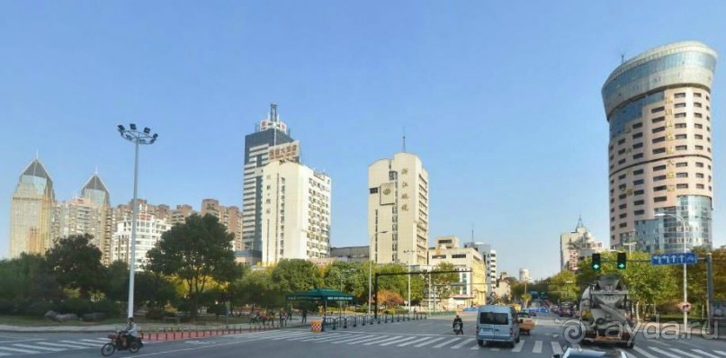 ЦЗИНЬХУА-город в субтропиках