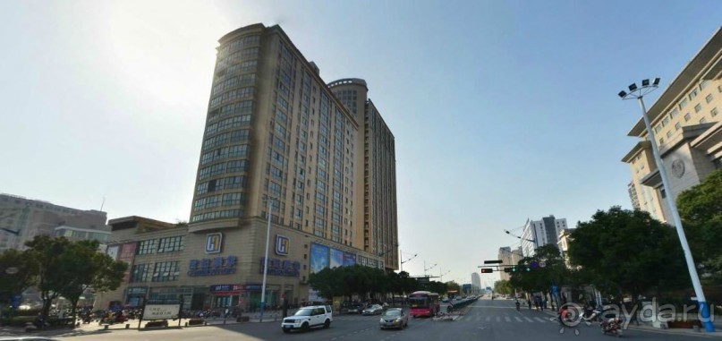 ЦЗИНЬХУА-город в субтропиках