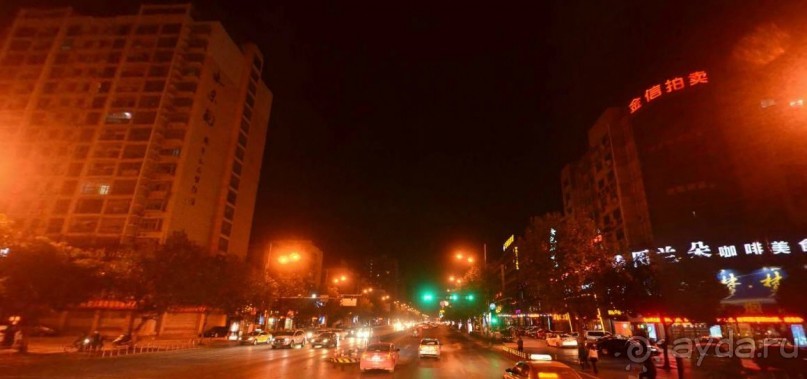 ЦЗИНЬХУА-город в субтропиках