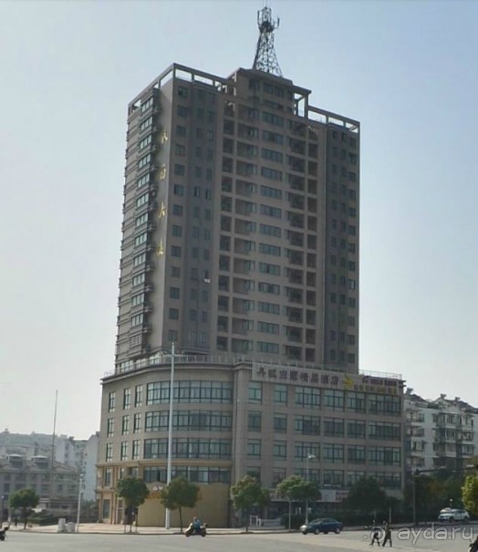 ЦЗИНЬХУА-город в субтропиках