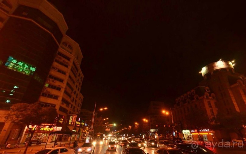 ЦЗИНЬХУА-город в субтропиках