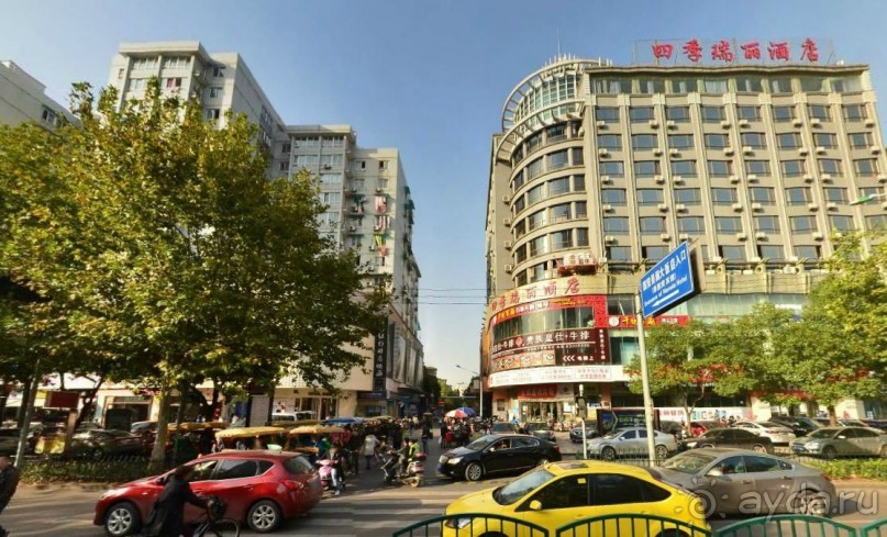 ЦЗИНЬХУА-город в субтропиках