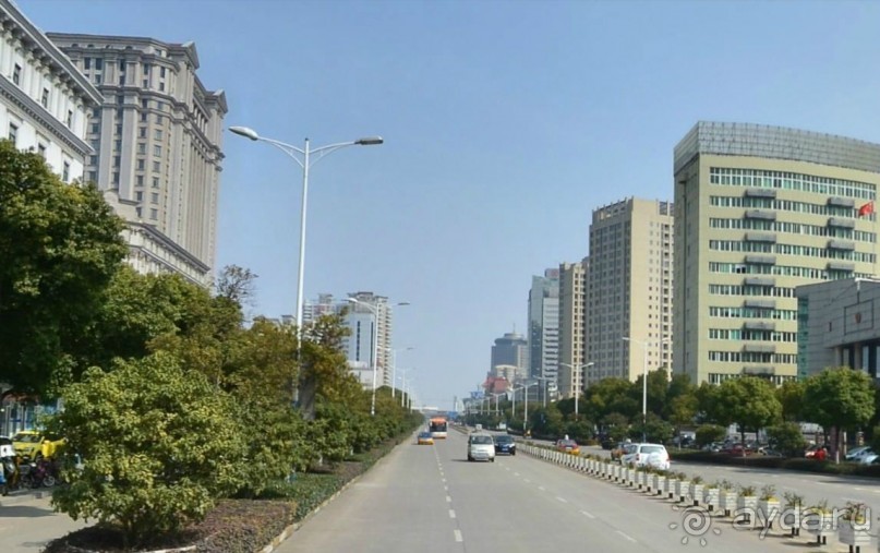 УХУ-центр автомобилестроения в Китае