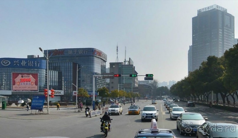 УХУ-центр автомобилестроения в Китае