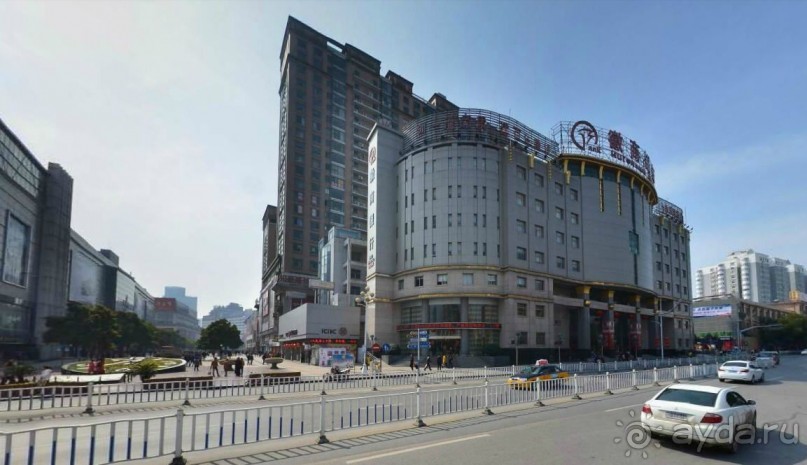 УХУ-центр автомобилестроения в Китае